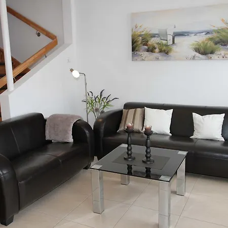 Holiday home Insel Ruegen Strandhaus Bernstein Sauna Whirlpool