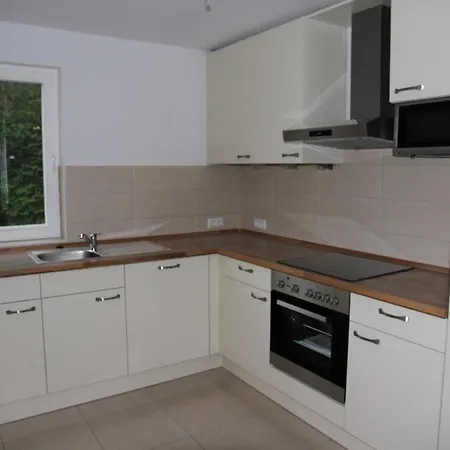 Insel Ruegen Strandhaus Bernstein Sauna Whirlpool * Breege